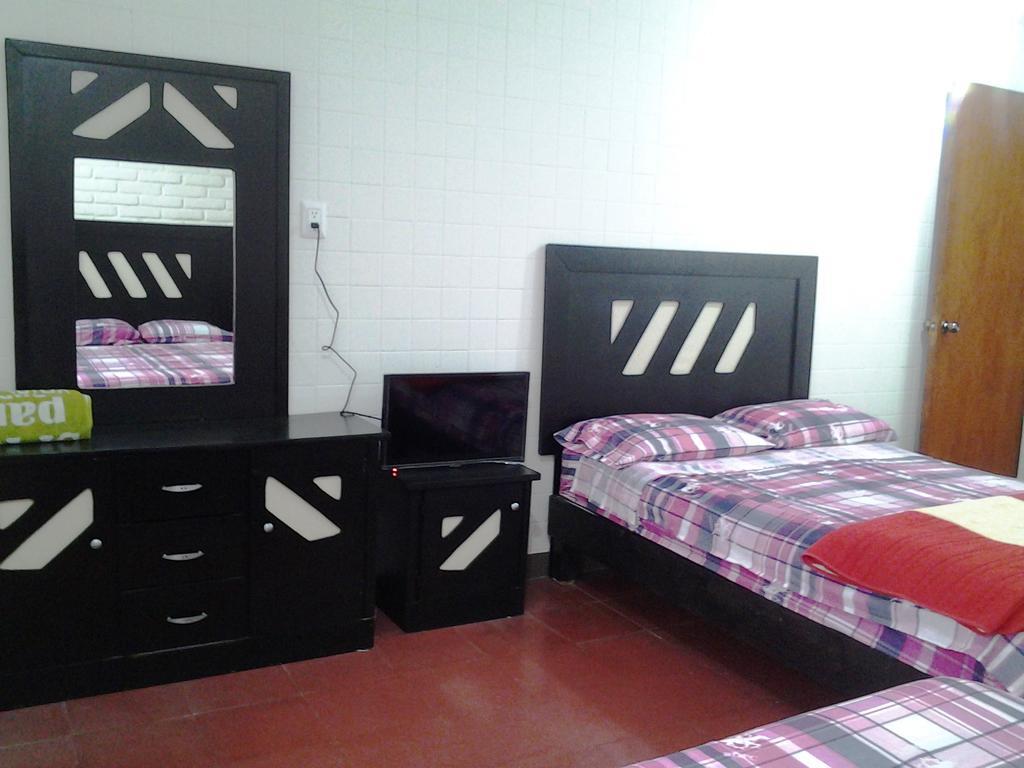 Hostal Casa Purpura Queretaro Luaran gambar
